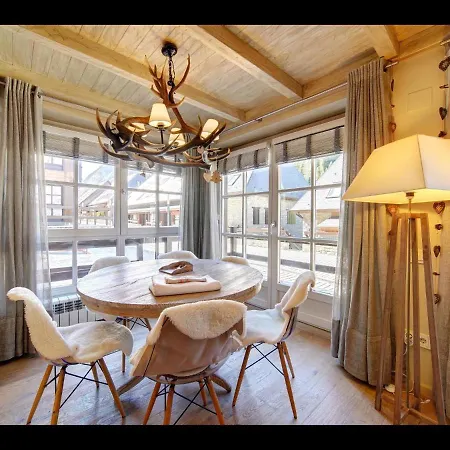 Sanglier De Alma De Nieve Διαμέρισμα Naut Aran